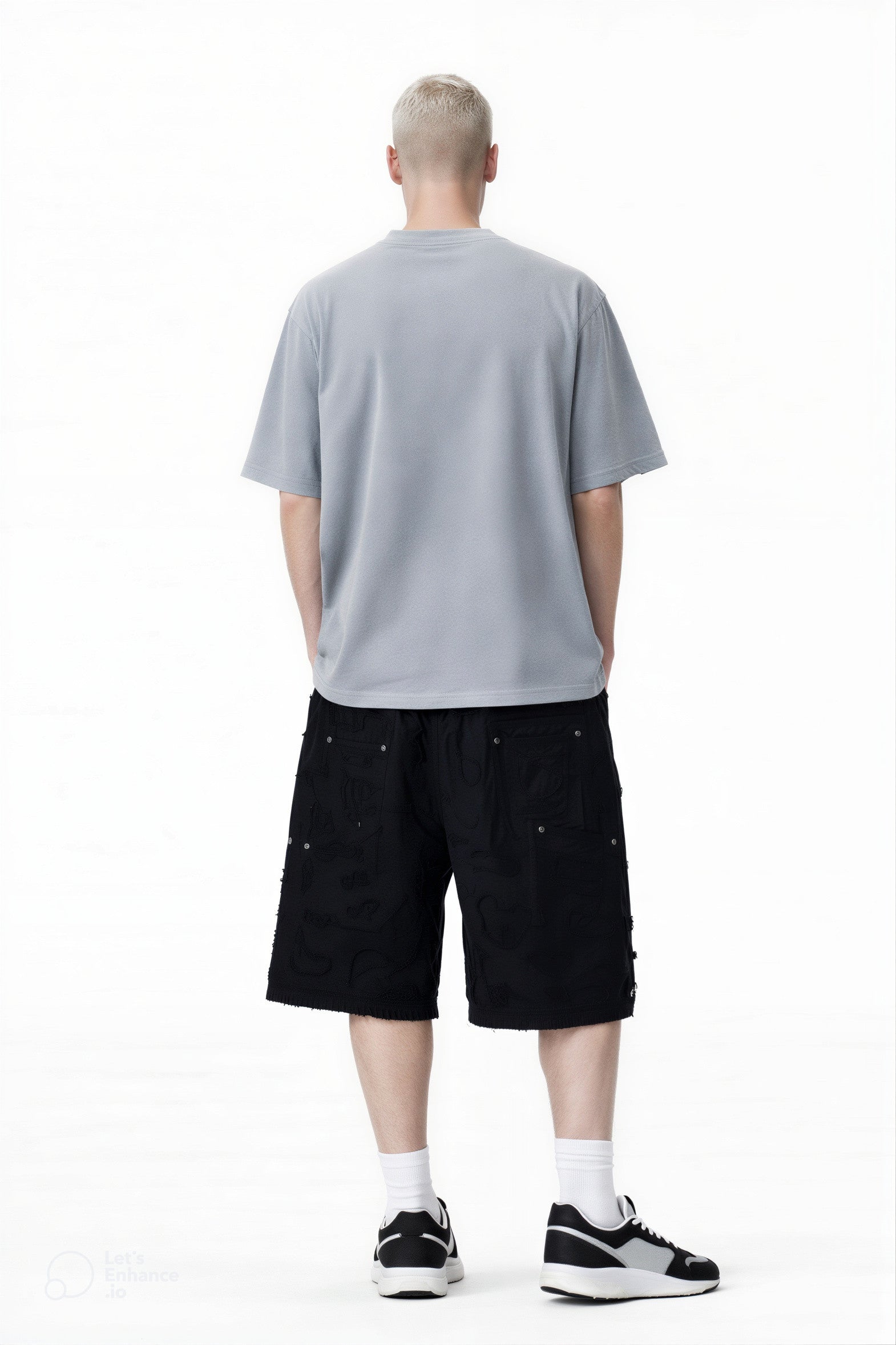 Hand Art Boxy Tee Novara Studio Novara Studio