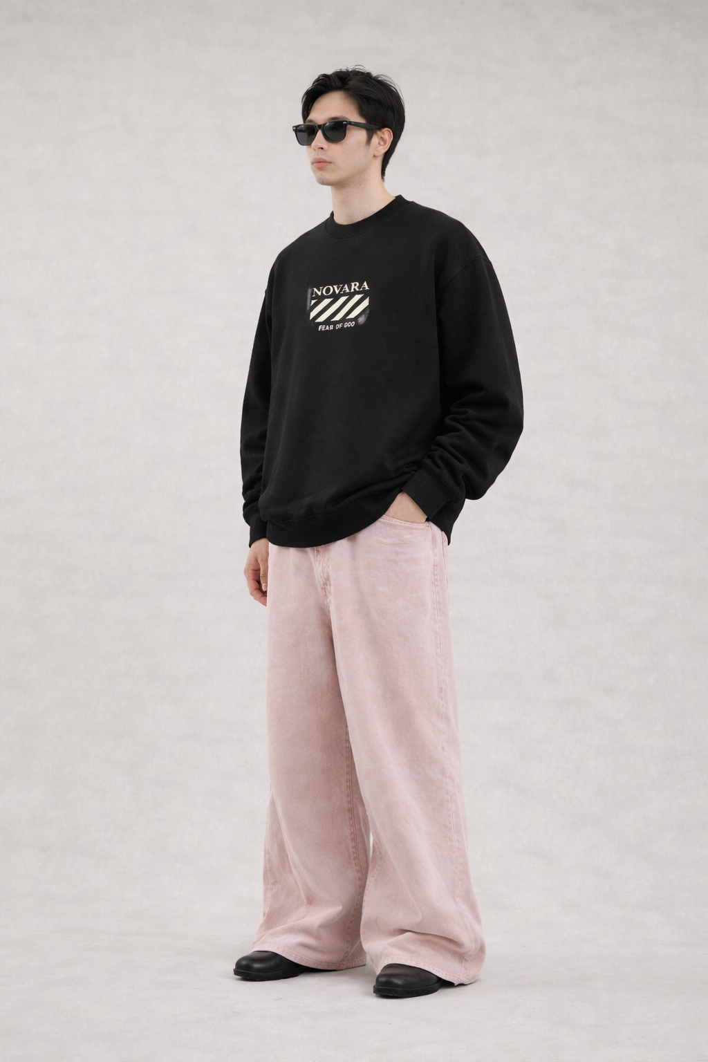 Essential Heavyweight Crewneck Sweatshirt Novara Shop   Novara Studio