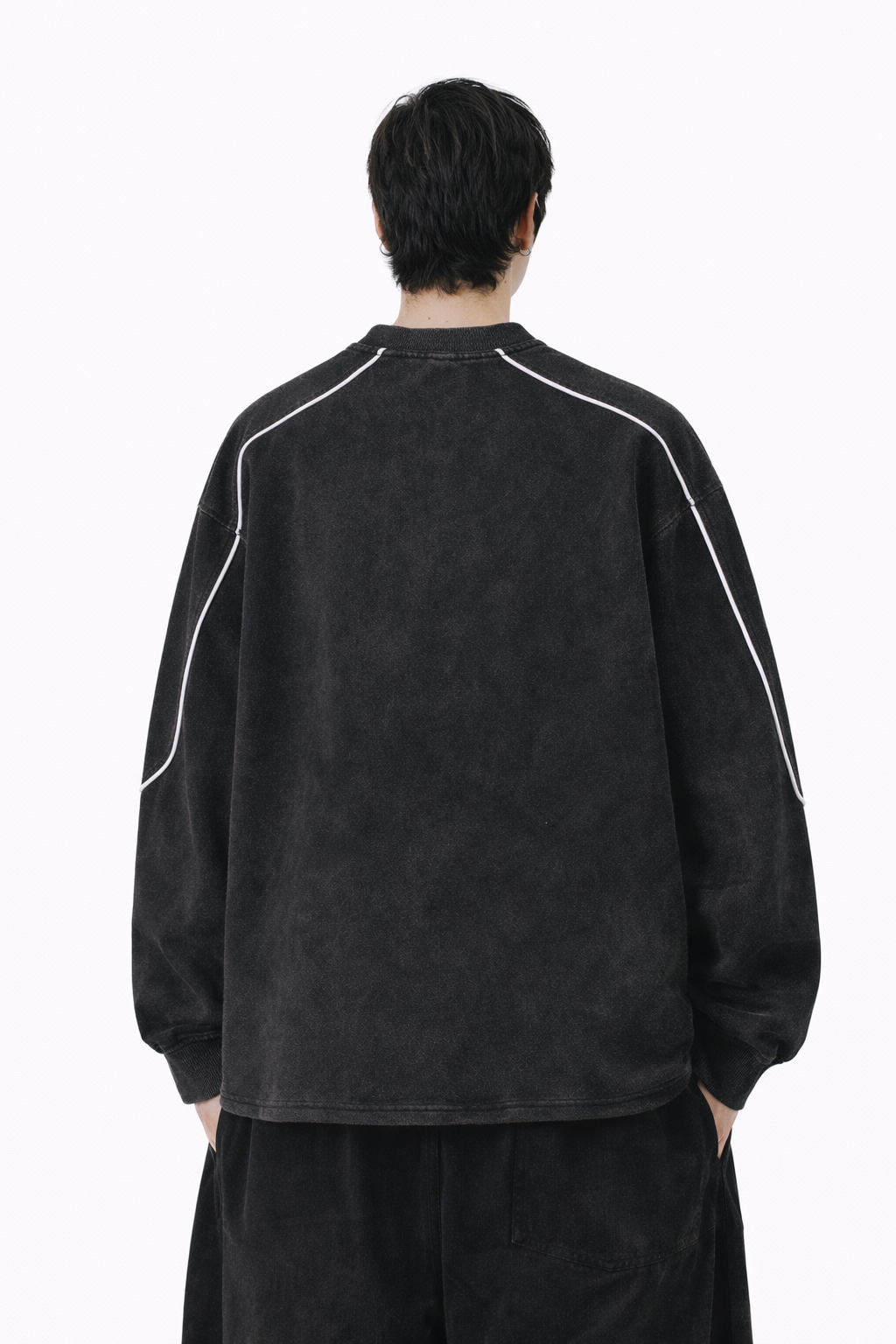Mineral Wash Piping Raw Hem Sweatshirt Novara Studio   Novara Studio