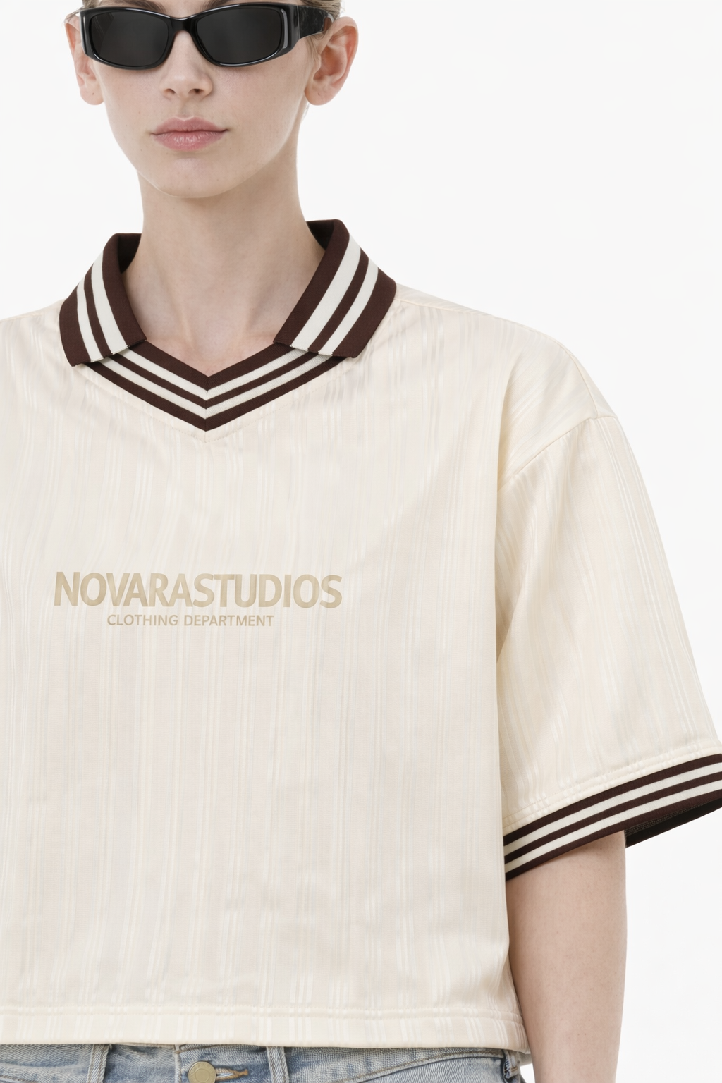 Contrast Stripes Polo Collar T-Shirt Novara Shop   Novara Studio